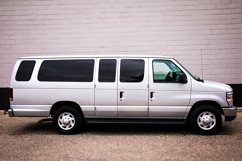 Pittsburgh limo vans